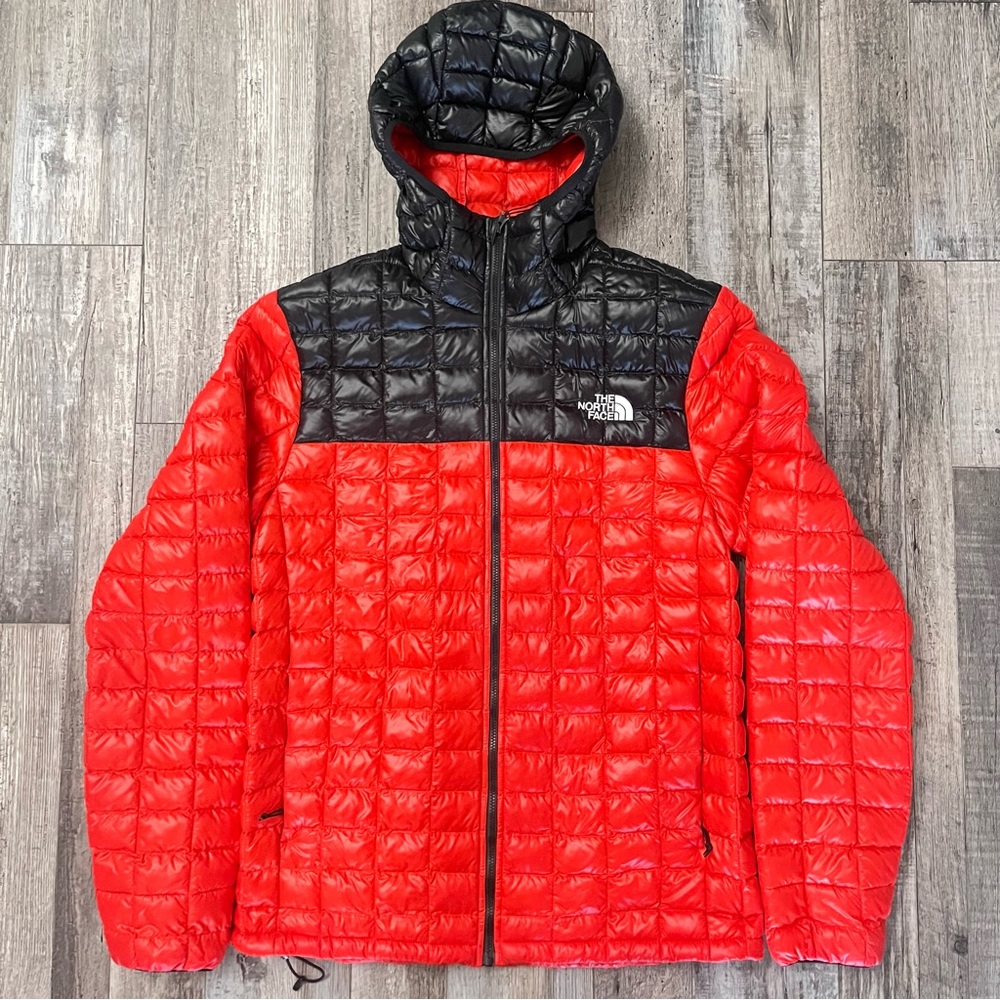 Northface Red/Black Thermoball eco Jacket